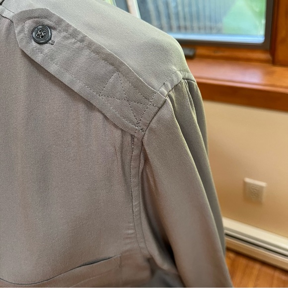 Equipment Silk Button Down - Picture 4 of 10